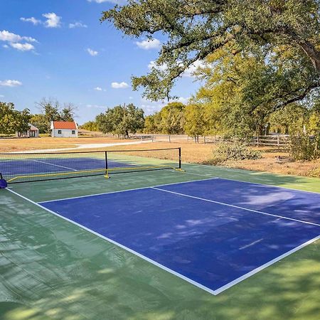 Container Home With Rooftop Views And Pickleball-Pecan Grove Bellmead Exterior foto