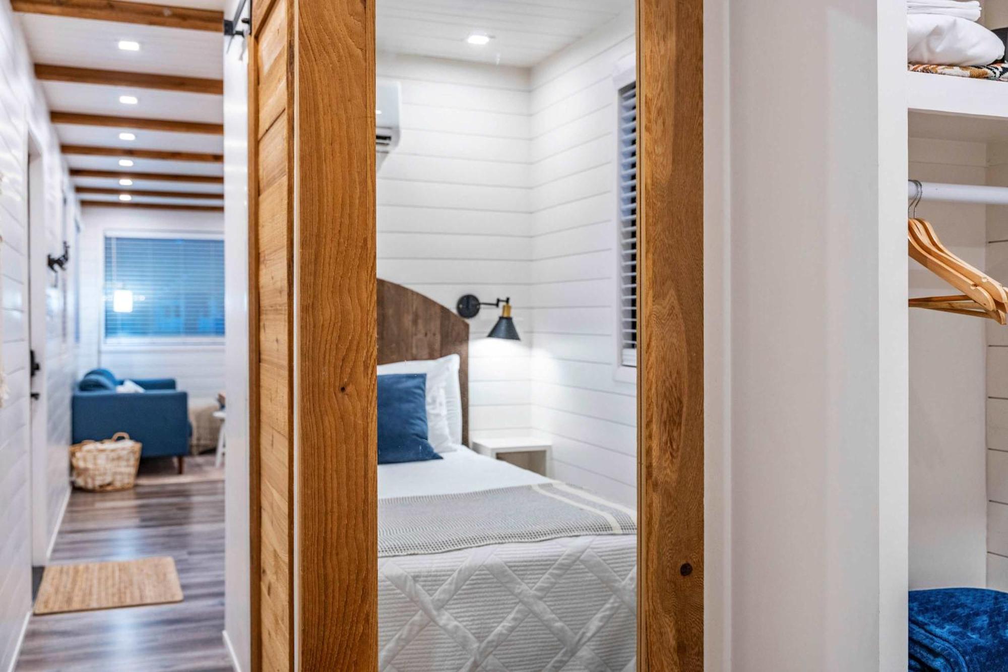 Container Home With Rooftop Views And Pickleball-Pecan Grove Bellmead Exterior foto
